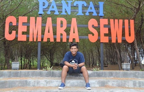 Beberapa Potret Indahnya Pantai Cemara Sewu Bantul Yogyakarta dan Berapa Tiket Masuknya? 3 Beberapa Potret Indahnya Pantai Cemara Sewu Bantul Yogyakarta dan Berapa Tiket Masuknya? 3