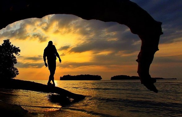 Sebelum Camping di Pulau Semak Daun, Lihat Dulu Ulasan Ini 8