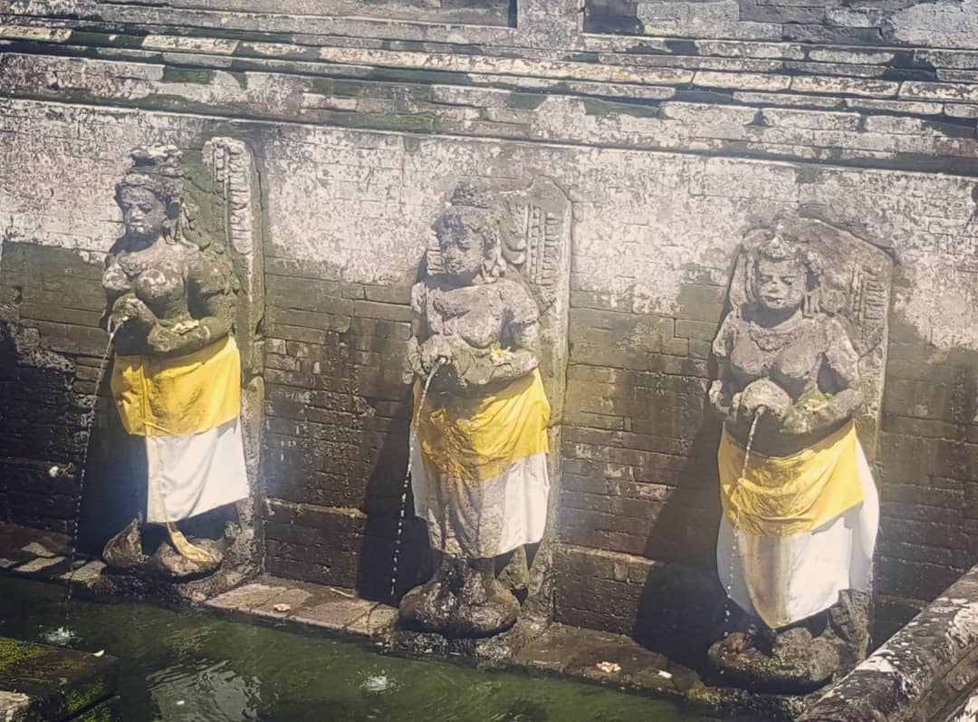 Wisata Goa Gajah Ubud Gianyar Bali 4