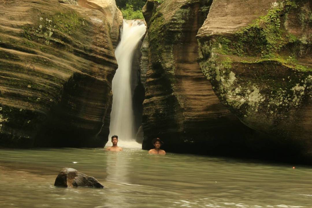 Air Terjun Curug Luweng Sampang Gunung Kidul Jogja 9