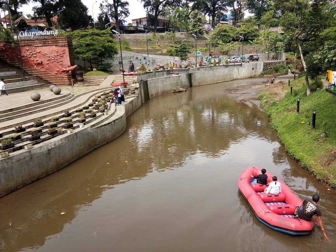 Teras Cikapundung BBWS di Kota Bandung 2 Teras Cikapundung BBWS di Kota Bandung 2