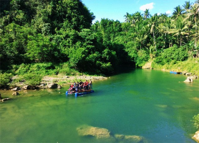 Main Air Atau Terjun Ke Sungai Dari Tebing? Coba Air Terjun Sri Gethuk Jogja 8 Main Air Atau Terjun Ke Sungai Dari Tebing? Coba Air Terjun Sri Gethuk Jogja 8