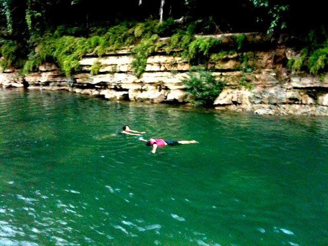 Main Air Atau Terjun Ke Sungai Dari Tebing? Coba Air Terjun Sri Gethuk Jogja 9 Main Air Atau Terjun Ke Sungai Dari Tebing? Coba Air Terjun Sri Gethuk Jogja 9