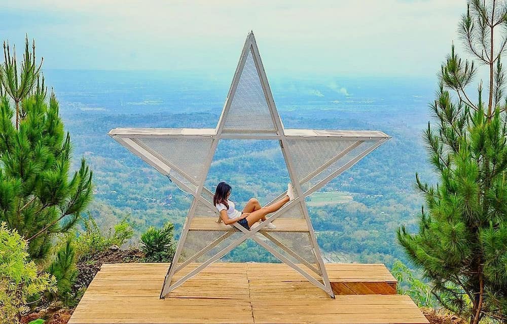 Bukit Bintang, Menikmati Cantiknya Jogja di Malam Hari 2