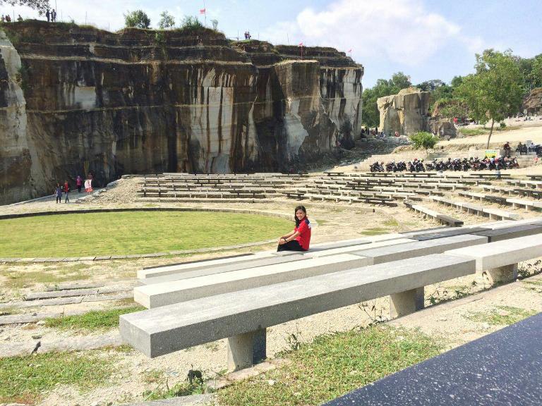 Batal Dikunjungi Obama, Tebing Breksi Justru Makin Hits. Ini 10 Potretnya 8 Batal Dikunjungi Obama, Tebing Breksi Justru Makin Hits. Ini 10 Potretnya 7