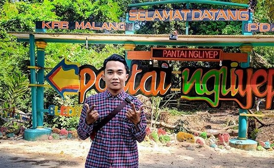 Keindahan Pantai Ngliyep Kecamatan Donomulyo Kabupaten Malang dan Berapa Harga Tiket Masuknya? 9