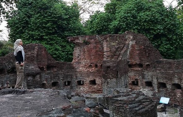 Mau Foto Prewedding Atau Bulan Madu? Ke Pulau Bidadari Saja 7 Mau Foto Prewedding Atau Bulan Madu? Ke Pulau Bidadari Saja 7