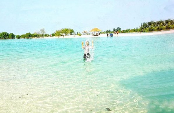 Ini Spot Cantik Menikmati Sunrise di Pulau Pari 6 Ini Spot Cantik Menikmati Sunrise di Pulau Pari 6