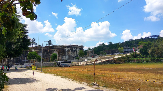 Batal Dikunjungi Obama, Tebing Breksi Justru Makin Hits. Ini 10 Potretnya 4 Batal Dikunjungi Obama, Tebing Breksi Justru Makin Hits. Ini 10 Potretnya 3