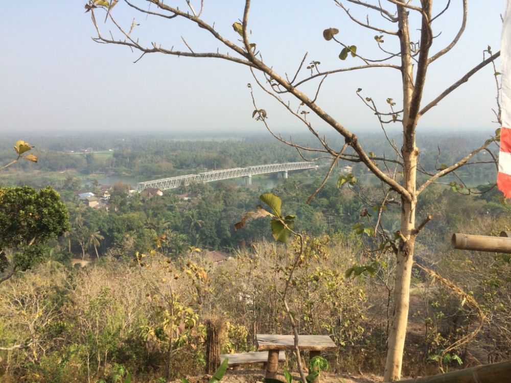Mau Piknik di Tengah Hutan Jati? Coba Ke Watu Lumbung Bantul 4 Mau Piknik di Tengah Hutan Jati? Coba Ke Watu Lumbung Bantul 3