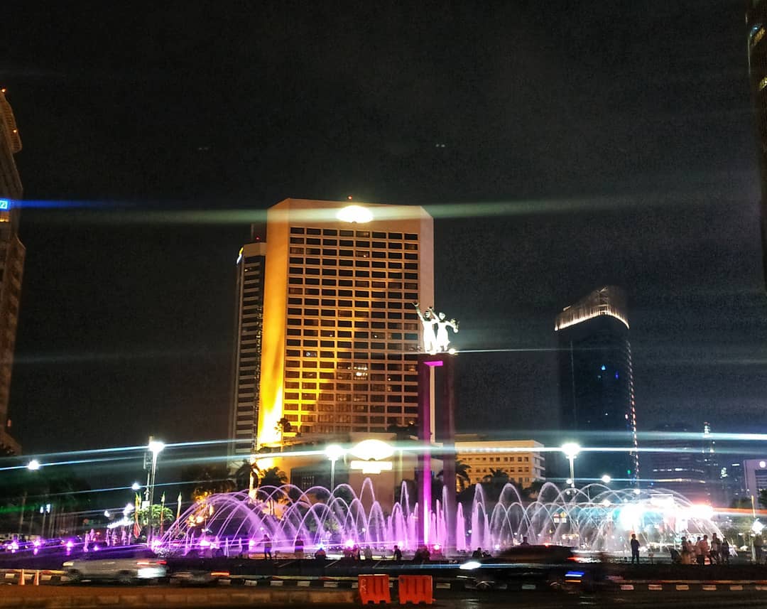 Patung Selamat Datang Bundaran HI Jakarta 8 Patung Selamat Datang Bundaran HI Jakarta 8