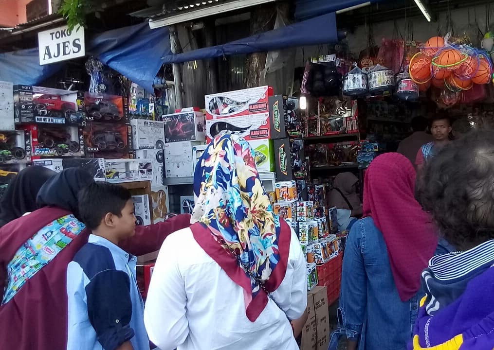 Pasar Gembrong Prumpung Cipinang Jatinegara 8 Pasar Gembrong Prumpung Cipinang Jatinegara 8