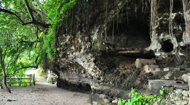 Pilih Spot Foto Balon Udara Atau Negeri Diatas Awan? Hanya di Goa Kreo 6 Pilih Spot Foto Balon Udara Atau Negeri Diatas Awan? Hanya di Goa Kreo 6
