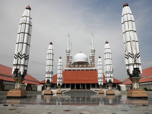 Penasaran Kapan Payung Masjid Agung Jawa Tengah Dibuka? Simak ini 2 Penasaran Kapan Payung Masjid Agung Jawa Tengah Dibuka? Simak ini 2