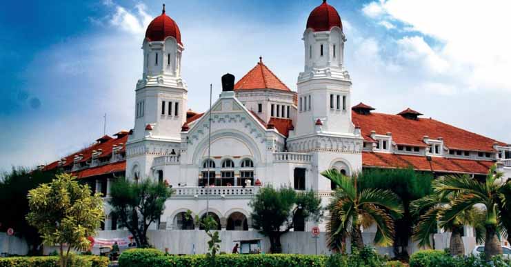 Lawang Sewu, Bangunan Paling Angker Kedua di Asia. Berani Coba? 2 Lawang Sewu, Bangunan Paling Angker Kedua di Asia. Berani Coba? 2