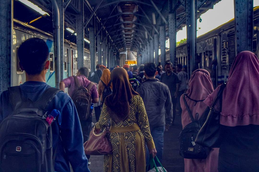 Stasiun Tawang Semarang, Stasiun Kereta Api Yang Gagah 8