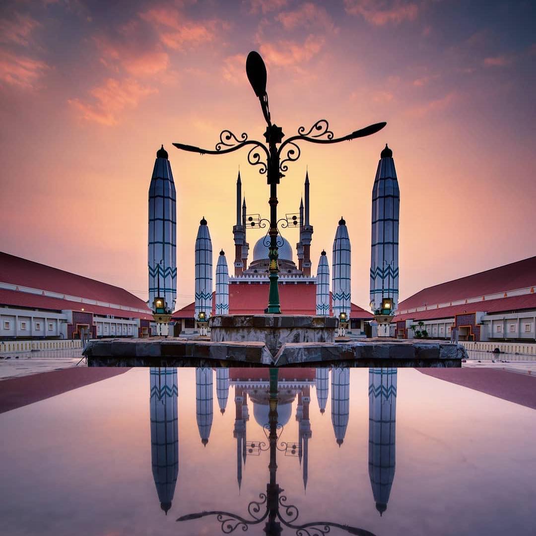 Penasaran Kapan Payung Masjid Agung Jawa Tengah Dibuka? Simak ini 1 Penasaran Kapan Payung Masjid Agung Jawa Tengah Dibuka? Simak ini 1