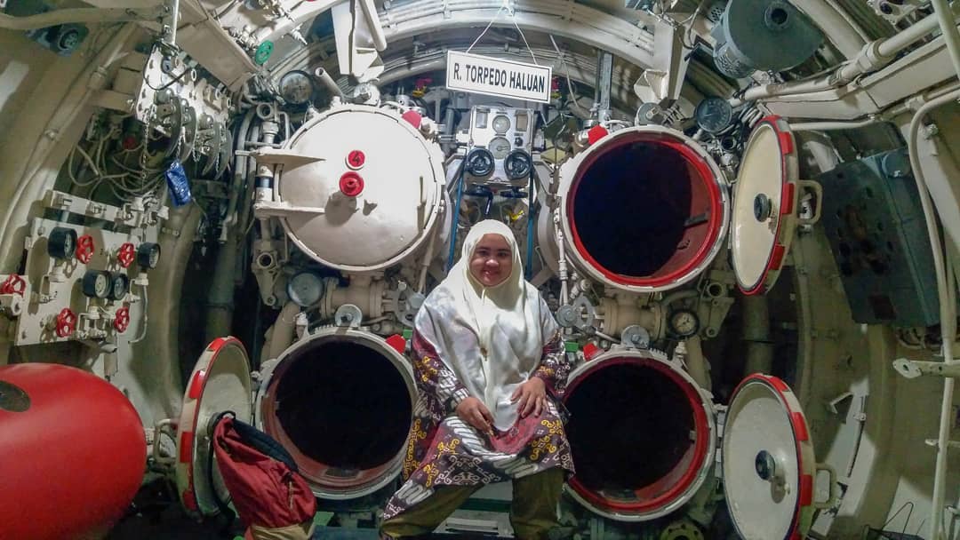 Monumen Kapal Selam Surabaya 4 Monumen Kapal Selam Surabaya 4