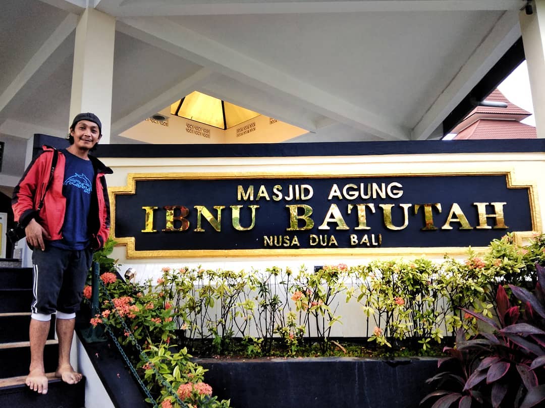 Apa Yang Unik Dari Puja Mandala? 2 Apa Yang Unik Dari Puja Mandala? 2