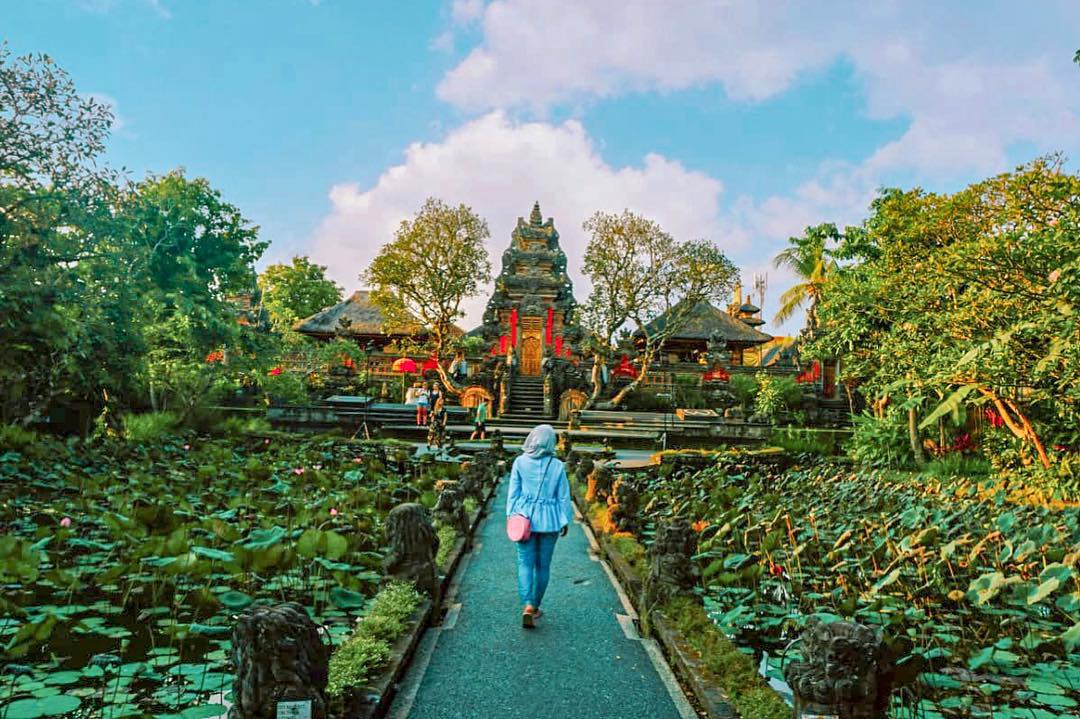 Ubud Palace Bali 10