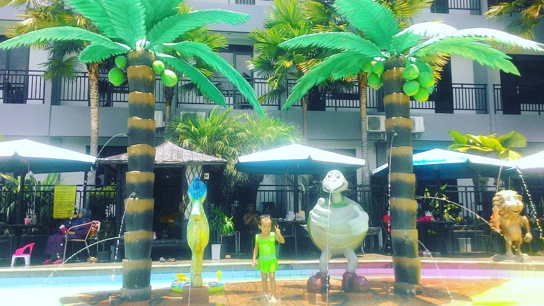 Batu Wonderland Waterpark Resort Hotel Jawa Timur, Simak Daftar Harga Tiket Masuk Berikut Ini 3