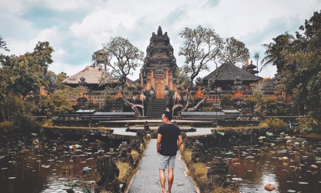 10 Foto Ubud Palace Bali 2022 Tiket Masuk Puri Saren Entrance Fee Royal