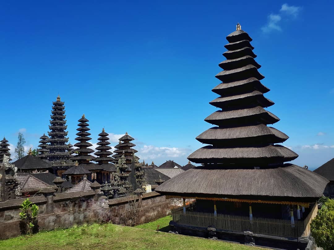 Obyek Wisata Pura Besakih Bali 5