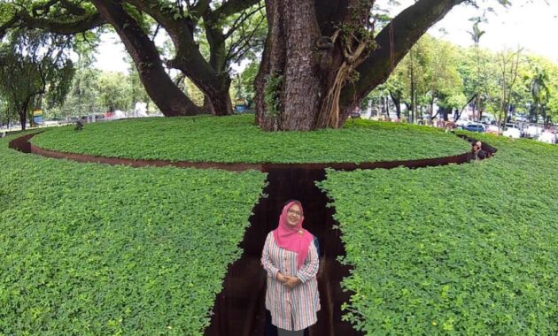 Taman Labirin di Bandung Seluas 13.800 Meter Persegi Jadi Wahana Rekreasi Warga Yang Murah Meriah 5 Taman Labirin di Bandung Seluas 13.800 Meter Persegi Jadi Wahana Rekreasi Warga Yang Murah Meriah 3