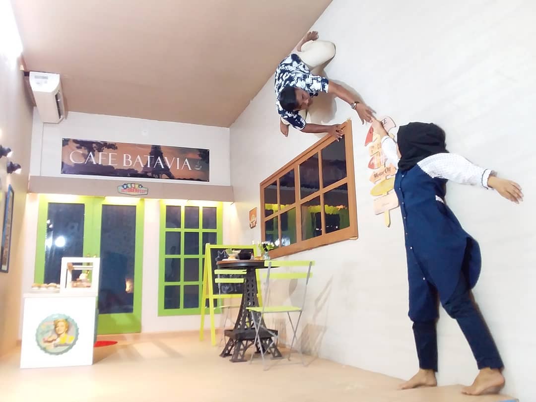 Upside Down World Bali 11 Upside Down World Bali 11