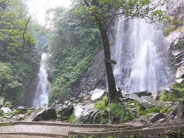 Terbius Cantiknya Curug Cigamea 10