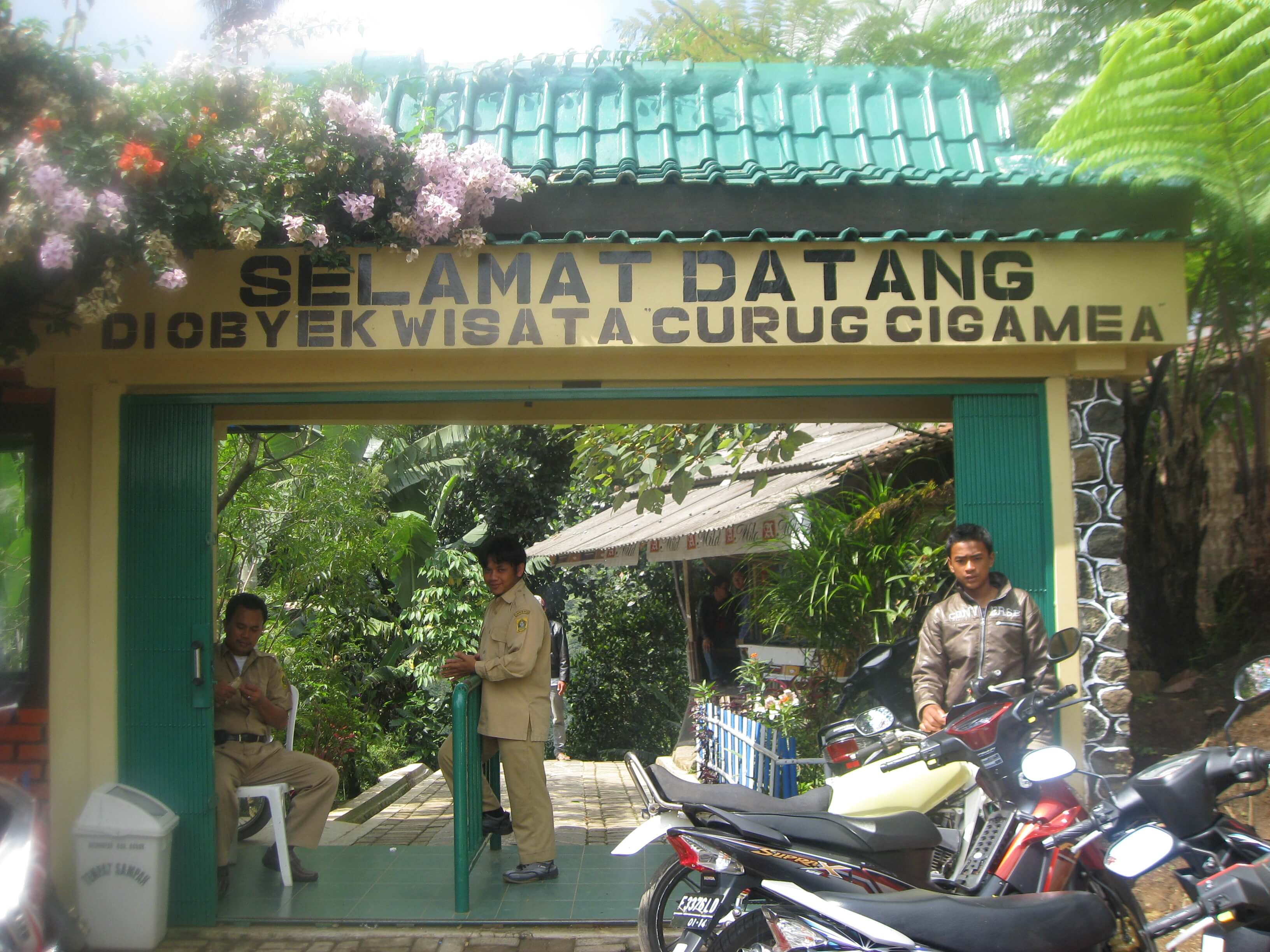 Terbius Cantiknya Curug Cigamea 4