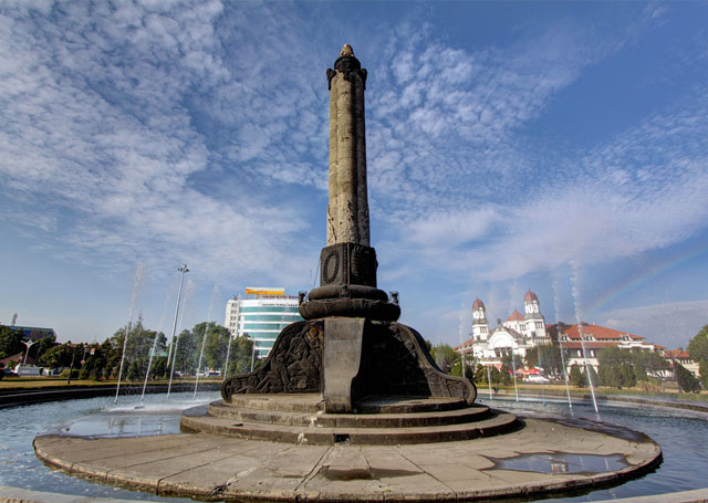 Tugu Muda Semarang Punya Air Mancur Menari? Ini Buktinya 9