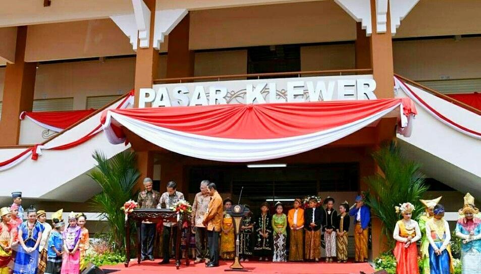 Pasar Klewer Solo Buka Jam Berapa? 7