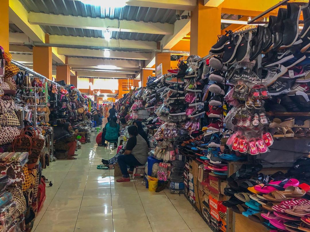 Pasar Klewer Solo Buka Jam Berapa? 8