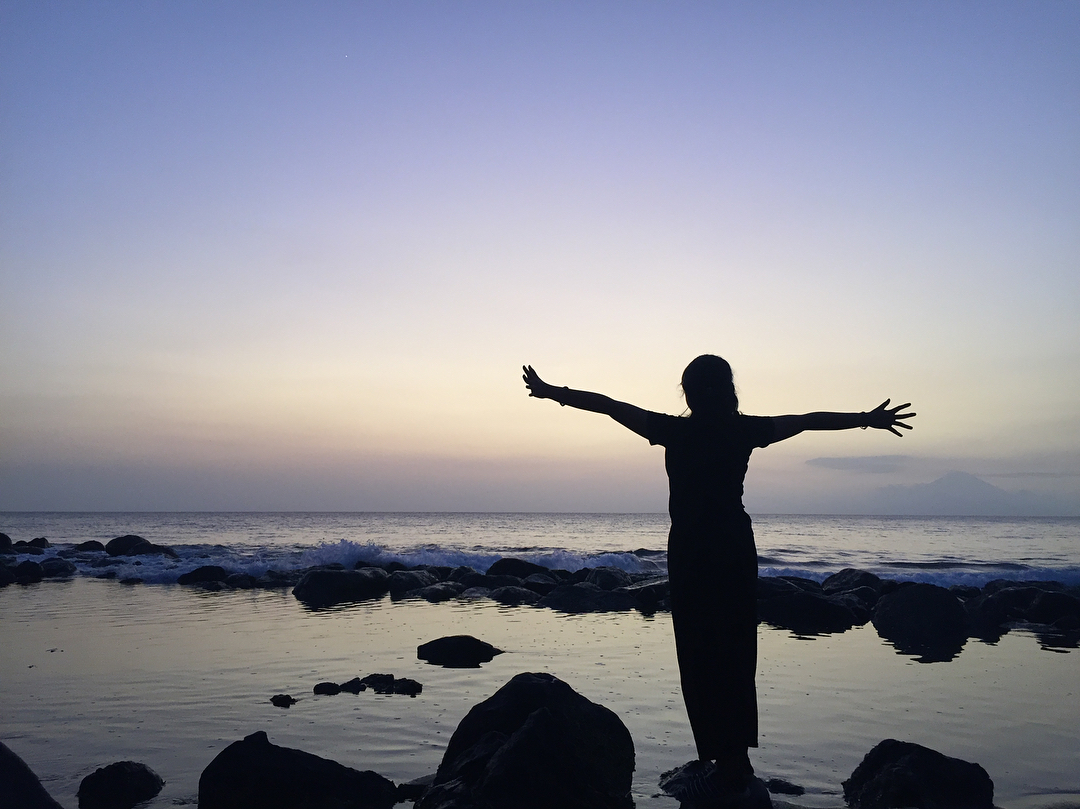 Pura Batu Bolong di Lombok 10