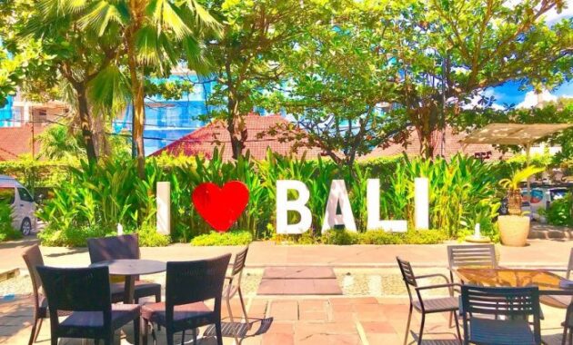 Ada Apa Saja di Seminyak Square Bali? 4