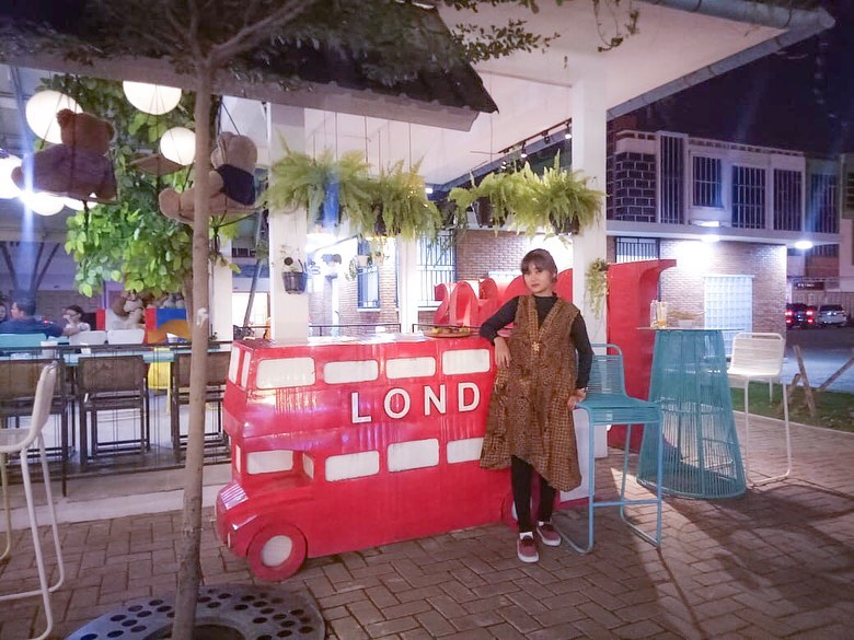 Sosmed Cafe di Kota Medan 1