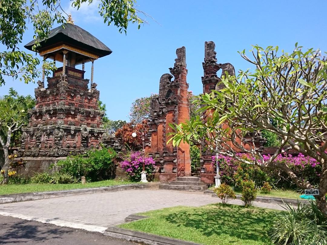 Keindahan Pura Rambut Siwi 3