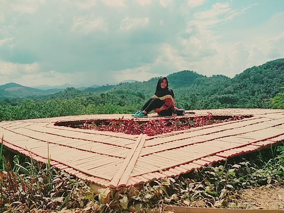 Lihat Sunrise di Bukit Pangonan Pringsewu Lampung 2 Lihat Sunrise di Bukit Pangonan Pringsewu Lampung 2