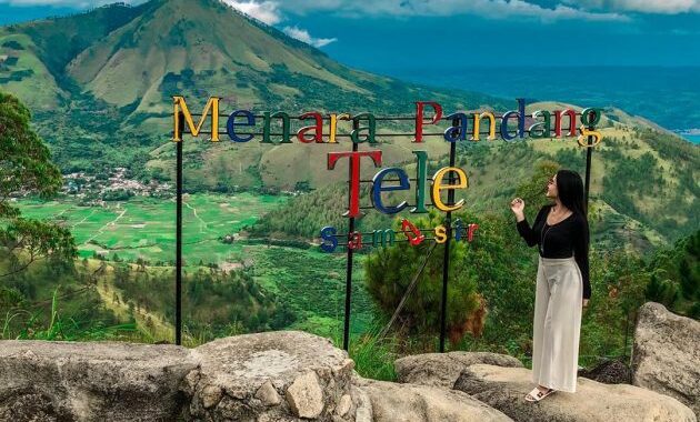 Menara Pandang Tele Samosir 2