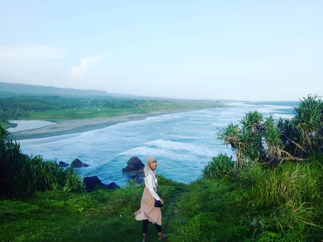 Pantai Puncak Guha Garut 5 Pantai Puncak Guha Garut 5