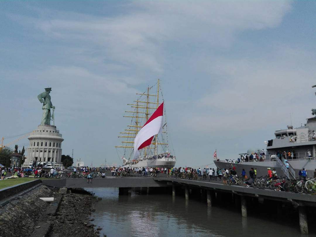 Monumen Jalesveva Jayamahe Surabaya 5 Monumen Jalesveva Jayamahe Surabaya 5