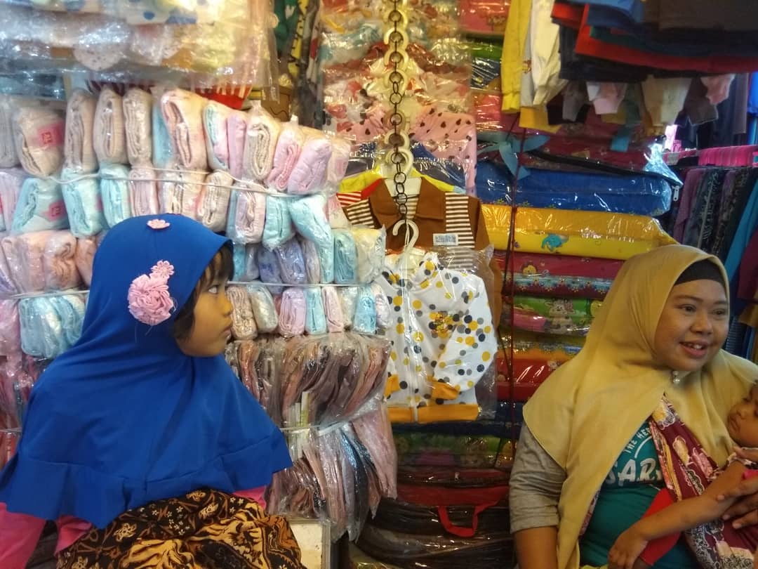 Buka Jam Berapa Pasar Kapasan Surabaya? 4