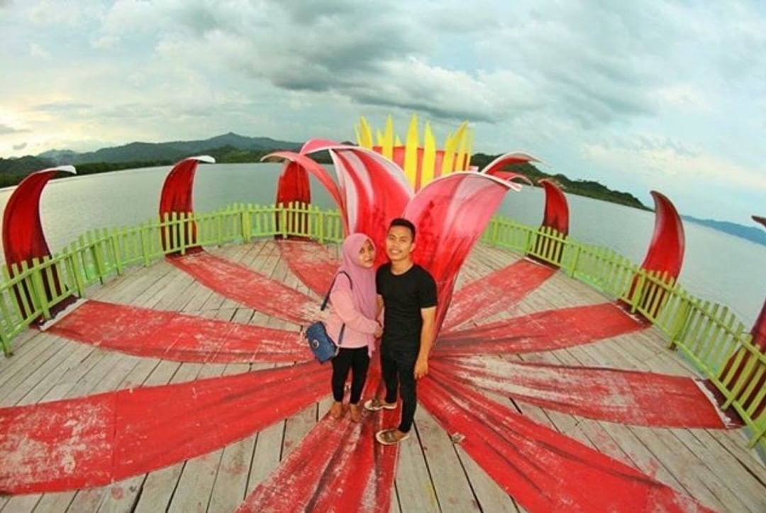 Potret Indahnya Pantai Dewi Mandapa di Pesawaran Lampung dan Berapa Harga Tiket Masuknya? 5