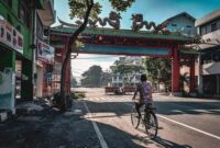 10 Gambar Jalan Kembang Jepun Surabaya, Ada Grosir Apa Saja