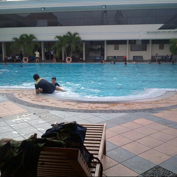 Kolam Renang Manyar Surabaya, Cocok Untuk Keluarga 10