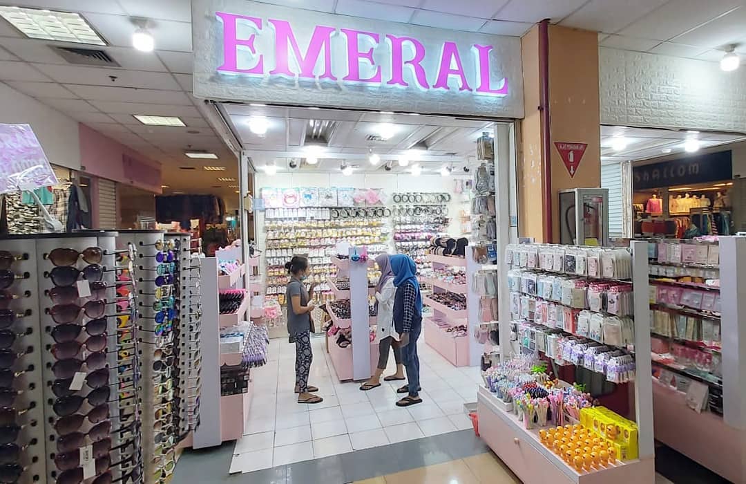 ITC Surabaya Tutup Jam Berapa? 8