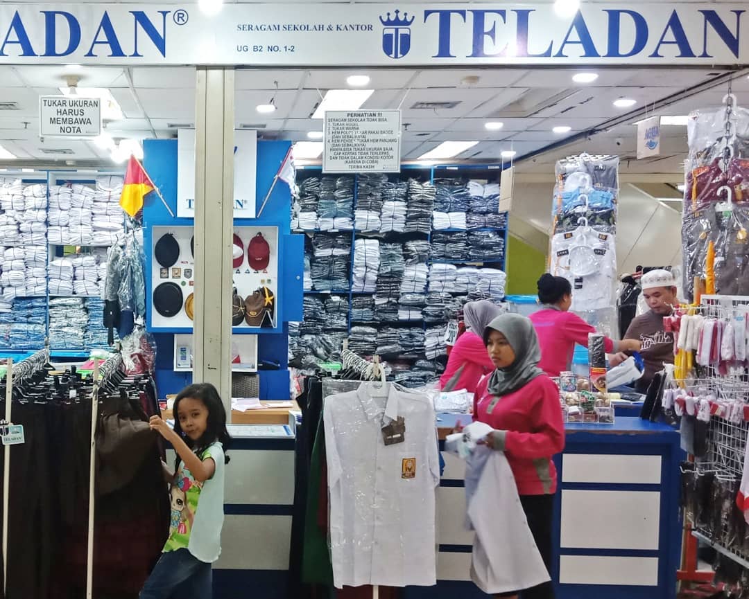 ITC Surabaya Tutup Jam Berapa? 7