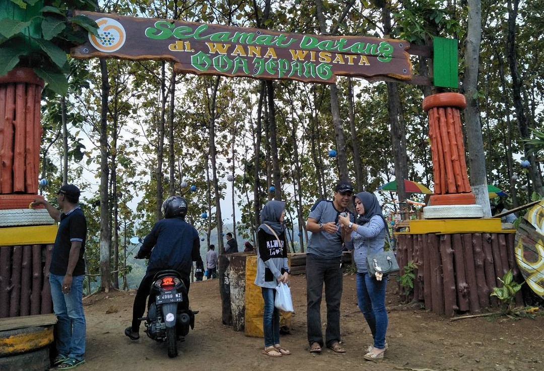 10 Wisata Goa Jepang di Indonesia 1