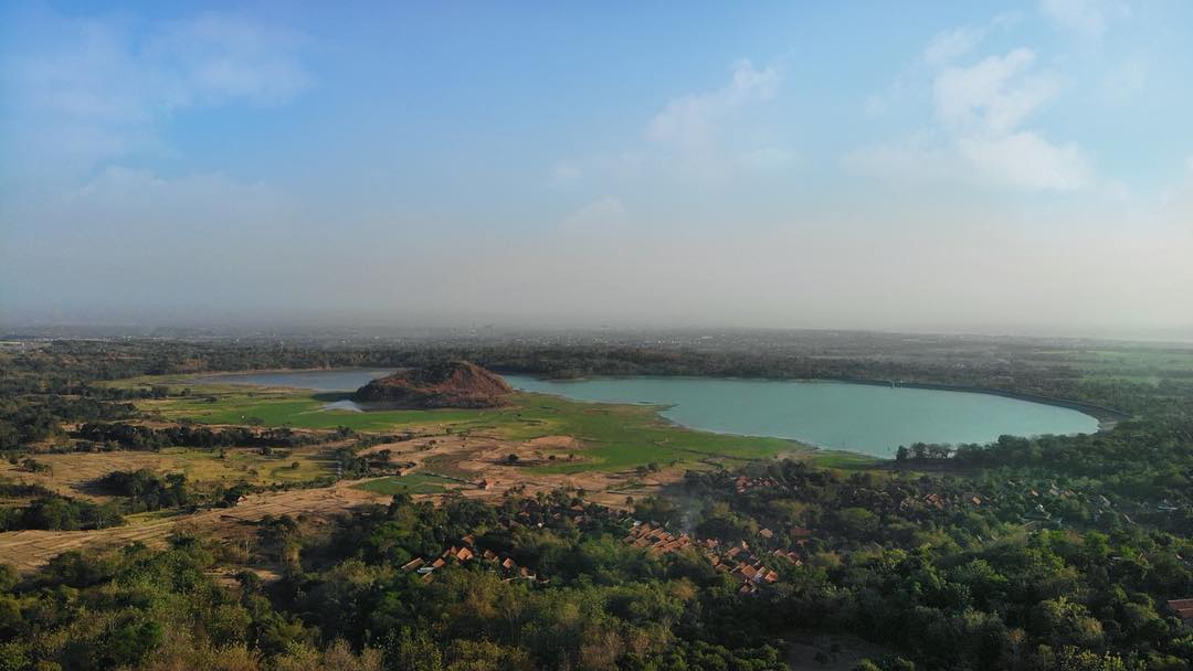 6 - 11 Wisata Kolam Renang di Cirebon Terbaru Angker? Apita Waterboom, Ade Irma, Jempol Waterpark Ciledug 3 6 - 11 Wisata Kolam Renang di Cirebon Terbaru Angker? Apita Waterboom, Ade Irma, Jempol Waterpark Ciledug 3